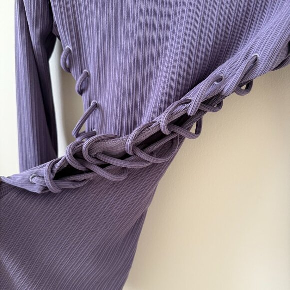 NBD - Rory Mini cut-out dress SIZE XS - Picture 5 of 9